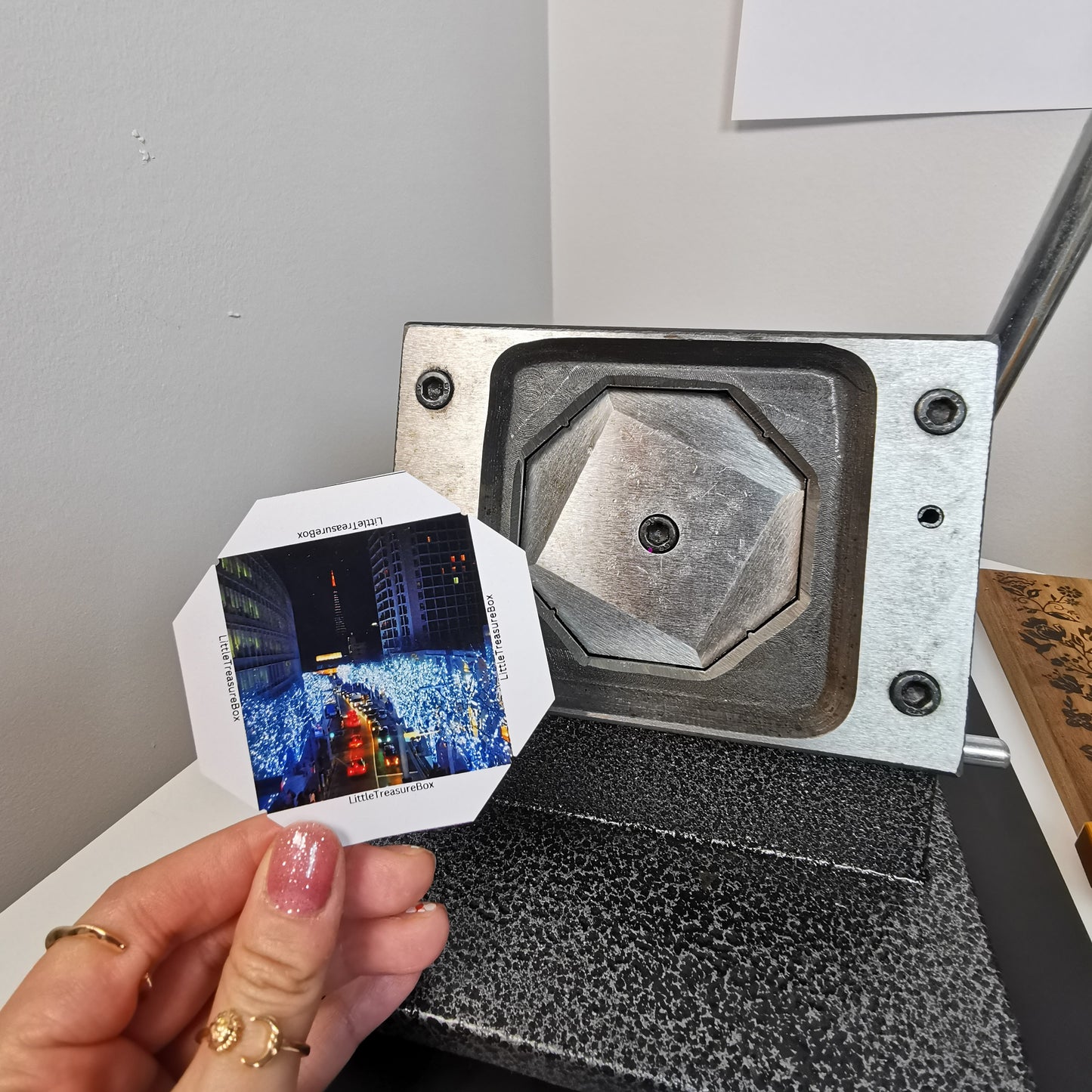 Canva Template for Custom 63.5x63.5mm Photo Magnets